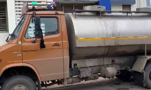 ഗുജറാത്തിൽ 4000 ലിറ്റർ മായം കലർത്തിയ പാൽ പിടിച്ചു