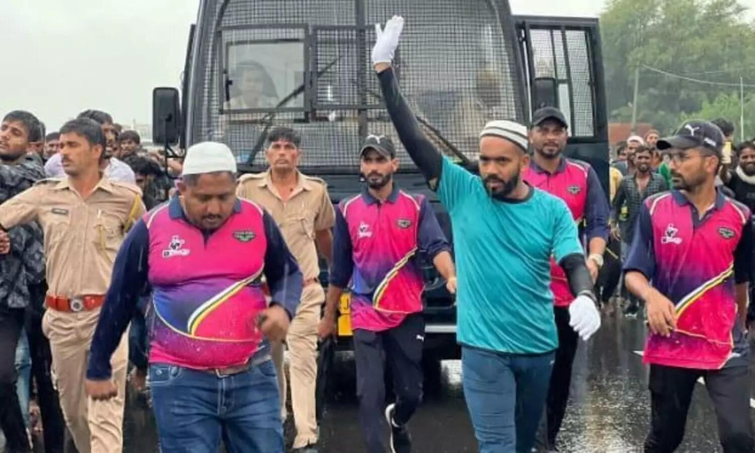 അജ്മീർ ദർഗയിൽ ശിഹാബ് ചോറ്റൂരിനെ അപമാനിച്ചതിന് ഖാദിമുകളുടെ സംഘടന മാപ്പു പറഞ്ഞു