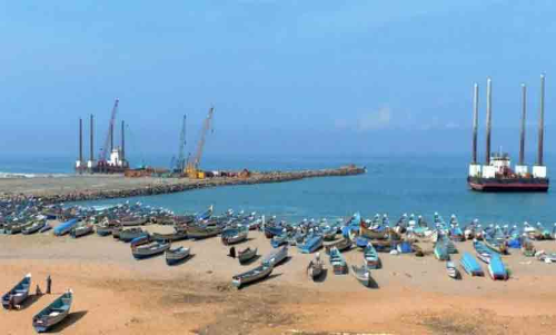 പ്രതിക്കൂട്ടിൽ ഭരണ-പ്രതിപക്ഷം; വിഴിഞ്ഞം പദ്ധതി ഉപേക്ഷിക്കൽ എളുപ്പമാകില്ല