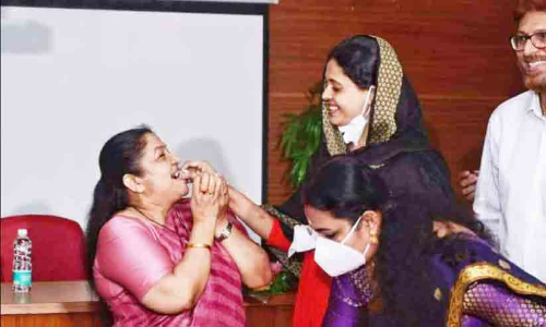 യദുവിന്റെ ഹൃദയതാളത്തിൽ നസീഫ ഇസ്മയിൽ പുതുജീവിതത്തിലേക്ക് യദുവിന്റെ ഹൃദയതാളത്തിൽ നസീഫ ഇസ്മയിൽ പുതുജീവിതത്തിലേക്ക്