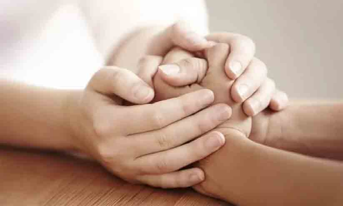 നാ​ടൊരുമിച്ചു; വിവേകക്ക് മജ്ജ മാറ്റിവെക്കാം