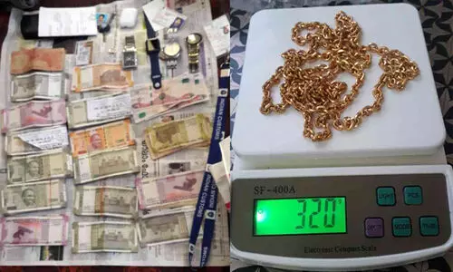 gold smuggling, Karipur Airport,