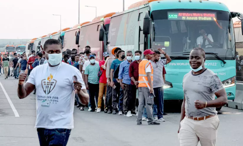 റോഡ് ടെസ്റ്റിന് ഫുൾ മാർക്ക്; ലോകകപ്പ് വേദികളിലേക്ക് 1300 ബസുകളുടെ ട്രയൽ റൺ പൂർത്തിയാക്കി റോഡ് ടെസ്റ്റിന് ഫുൾ മാർക്ക്; ലോകകപ്പ് വേദികളിലേക്ക് 1300 ബസുകളുടെ ട്രയൽ റൺ പൂർത്തിയാക്കി