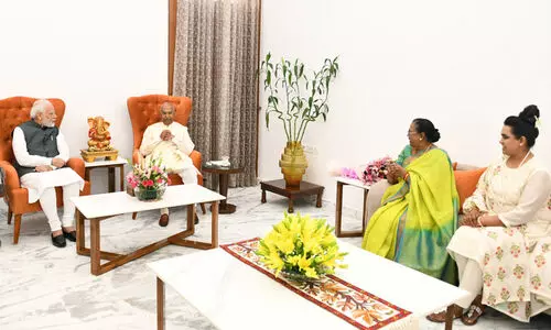 മുൻ രാഷ്ട്രപതി രാംനാഥ് കോവിന്ദിനെയും കുടുംബത്തെയും സന്ദർശിച്ച് പ്രധാനമന്ത്രി മോദി