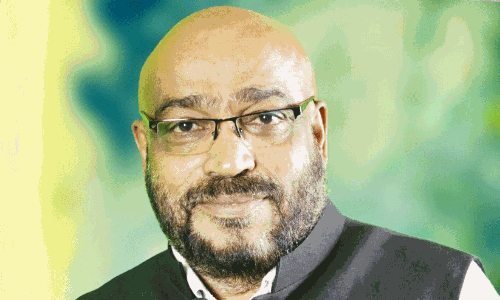 WMC: Babu Kunhiraman resigned