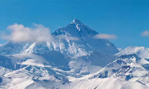 ഭർത്താവ് എന്നെ സ്വതന്ത്രയാക്കി, ഹിമാലയത്തിലേക്ക് പോകുന്നു; നടി ഇനി സന്യാസ ജീവിതത്തിലേക്ക്