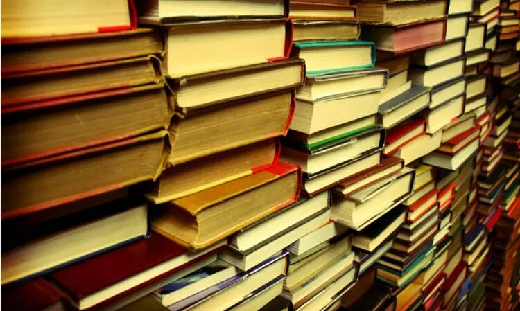 പ്ര​​തി​​സ​​ന്ധി​​ക​​ളു​​ടെ ആ​​ഖ്യാ​​നം പ്ര​​തി​​രോ​​ധ​​ങ്ങ​​ളാ​​യി മാ​റി​യ കാലം