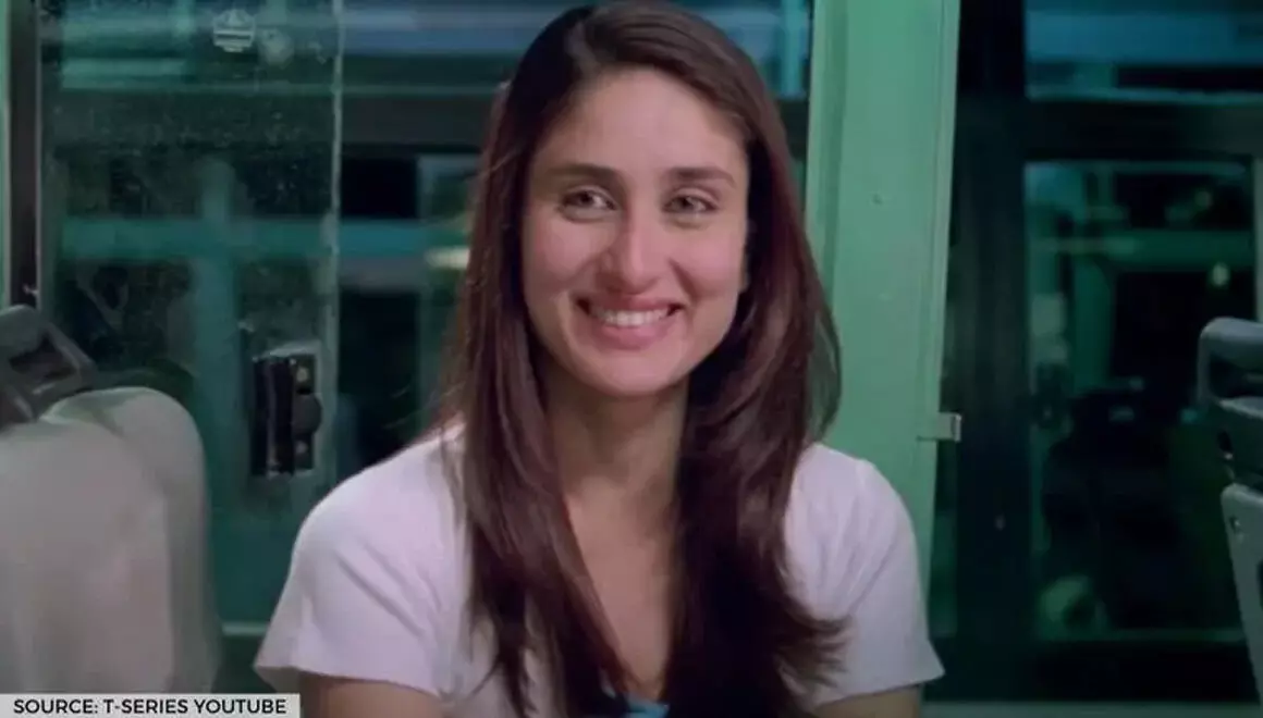 ജബ് വി മെറ്റിലെ തന്റെ കഥാപാത്രം കാരണം റെയിൽവേയുടെ വരുമാനം വർധിച്ചെന്ന് കരീന; ട്രോളുമായി നെറ്റിസൺസ് ജബ് വി മെറ്റിലെ തന്റെ കഥാപാത്രം കാരണം റെയിൽവേയുടെ വരുമാനം വർധിച്ചെന്ന് കരീന; ട്രോളുമായി നെറ്റിസൺസ്