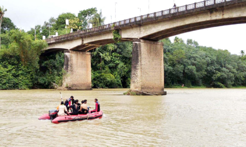 കുന്നത്തൂർ പാലത്തിൽനിന്ന് വിദ്യാർഥിനി കല്ലട ആറ്റിൽ ചാടി; തിരച്ചിൽ വിഫലം