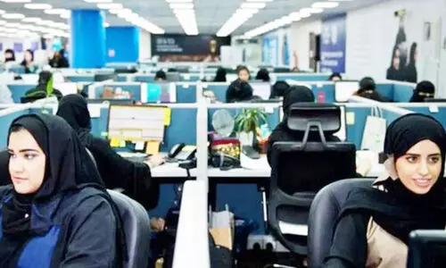 ജോലി ചെയ്യുന്ന സൗദി വനിതകളുടെ എണ്ണം ഗണ്യമായി ഉയർന്നു