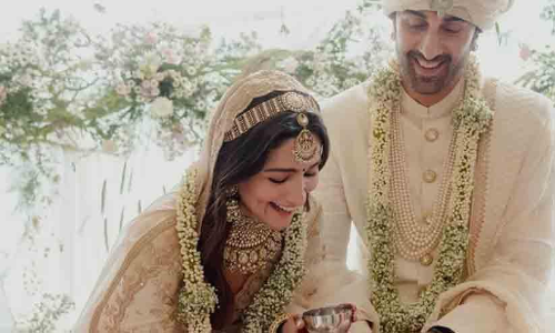 Netizens Disgusted Ranbir Kapoors Body shaming comment About Pregnant Alia Bhatt Netizens Disgusted Ranbir Kapoors Body shaming comment About Pregnant Alia Bhatt