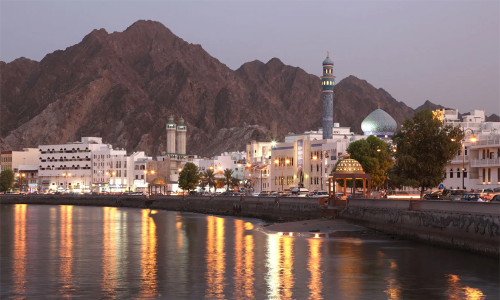 ശരാശരി പ്രതിമാസ ശമ്പളം; ഒമാന്​ ആറാം സ്ഥാനം