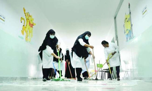 സ്‌​കൂ​ൾ തു​റ​ക്ക​ൽ: ശു​ചീ​ക​ര​ണ യ​ജ്ഞം തു​ട​ങ്ങി