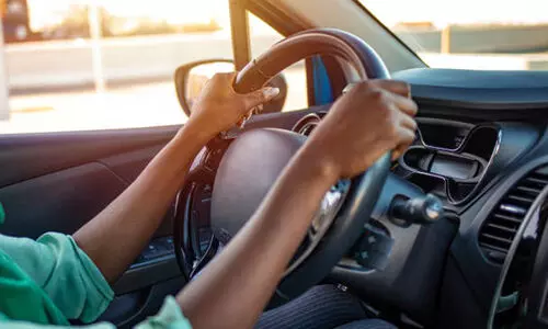 പുതിയ വിസയിലെത്തുന്നവർക്ക്​ പഴയ ഡ്രൈവിങ്​ ലൈസൻസിന്​ പകരം പുതിയത്​ നേടാം