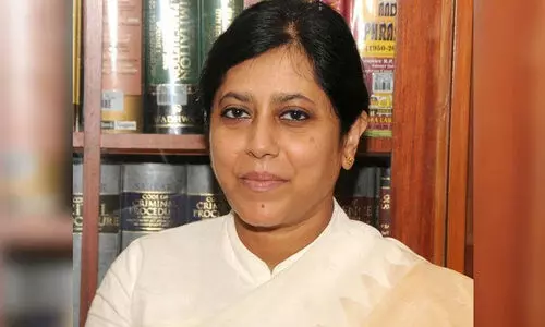 മാലേഗാവ്, ഭീമ കൊറേഗാവ് കേസുകളിൽ നിന്ന് ജഡ്ജി പിന്മാറി