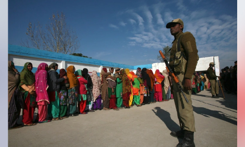 കശ്മീരിലെ പുതിയ വോട്ടർമാർ; പ്രതിഷേധം കനത്തു; വിശദീകരണവുമായി ഭരണകൂടം കശ്മീരിലെ പുതിയ വോട്ടർമാർ; പ്രതിഷേധം കനത്തു; വിശദീകരണവുമായി ഭരണകൂടം