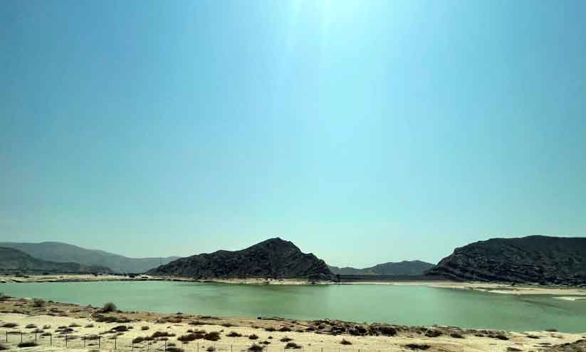 കണ്ണീര് തടഞ്ഞ് തടയണകള് കണ്ണീര് തടഞ്ഞ് തടയണകള്