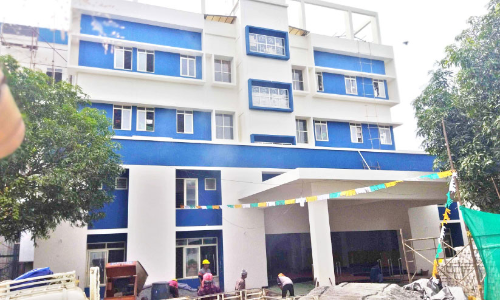 ആ​വ​ശ്യ​ത്തി​ന് ജീ​വ​ന​ക്കാ​രി​ല്ല; ജി​ല്ല ആശു​പ​ത്രി​ പ്ര​വ​ർ​ത്ത​നം അ​വ​താ​ള​ത്തി​ൽ