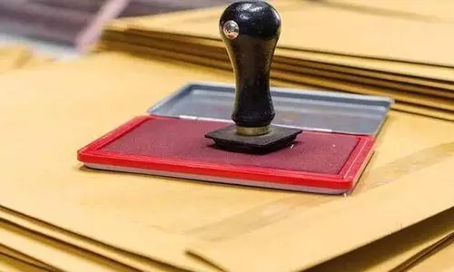 ജീവനക്കാർ കുറവ്; താനൂർ സബ് രജിസ്ട്രാർ ഓഫിസ് പ്രവർത്തനം താളം തെറ്റുന്നു