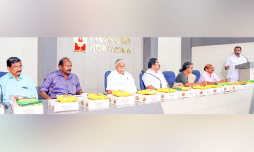 തെരുവുനായിൽനിന്ന് ജനങ്ങൾക്ക് സംരക്ഷണം നൽകണം- തിരുവഞ്ചൂർ രാധാകൃഷ്ണൻ തെരുവുനായിൽനിന്ന് ജനങ്ങൾക്ക് സംരക്ഷണം നൽകണം- തിരുവഞ്ചൂർ രാധാകൃഷ്ണൻ