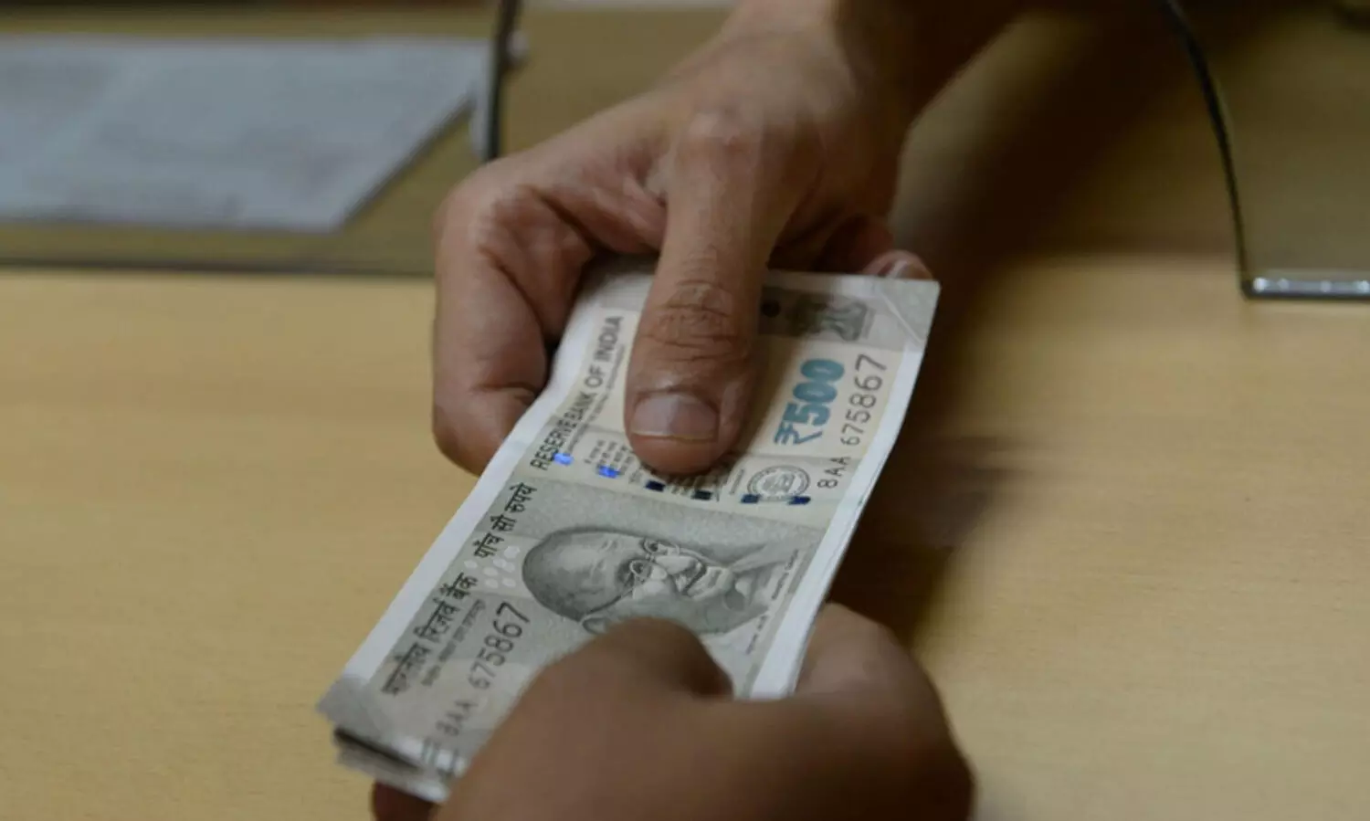 പുതുച്ചേരിയിൽ വീട്ടമ്മമാർക്ക്​ പ്രതിമാസം ആയിരം രൂപ ധനസഹായം