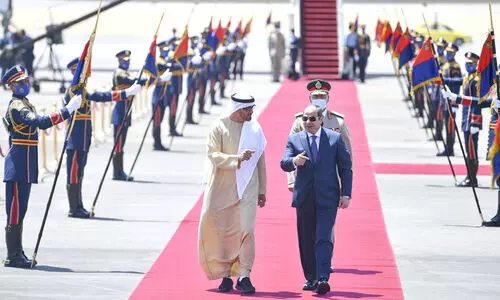 ശൈഖ്​ മുഹമ്മദ്​ ബിൻ സായിദ്​ ഈജിപ്തിൽ