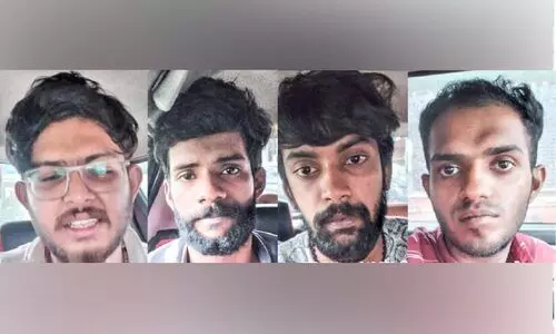 കഞ്ചാവുമായി യുവാക്കൾ പിടിയിൽ കഞ്ചാവുമായി യുവാക്കൾ പിടിയിൽ