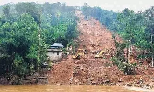 മ​ണ്ണി​ടി​ച്ചി​ല്‍ സാ​ധ്യ​തപ്ര​ദേ​ശ​ങ്ങ​ള്‍ ക​ണ്ടെ​ത്താ​ന്‍ വി​ദ​ഗ്ധ സ​മി​തി