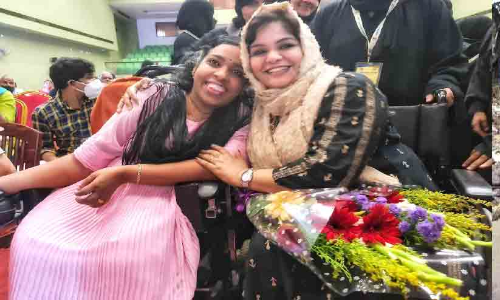 മാരിയത്തും സതിയും തമ്മിൽക്കണ്ടു...