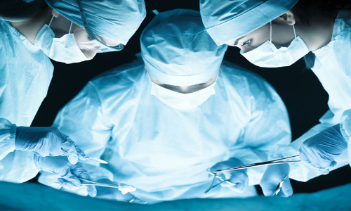 മദ്യപാനത്തിനിടെ യുവാവിന്റെ സ്വകാര്യ ഭാഗത്ത് സ്റ്റീൽ ഗ്ലാസ് കുത്തിക്കയറ്റി സുഹൃത്തുക്കൾ; പുറത്തെടുത്തത് 10 ദിവസത്തിന് ശേഷം