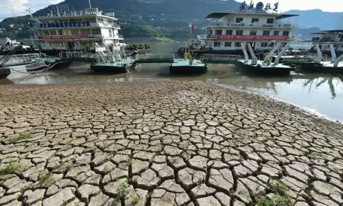 വറ്റിവരണ്ട് ഏഷ്യയിലെ ഏറ്റവും വലിയ നദി; കടുത്ത പ്രതിസന്ധിയിൽ ചൈന