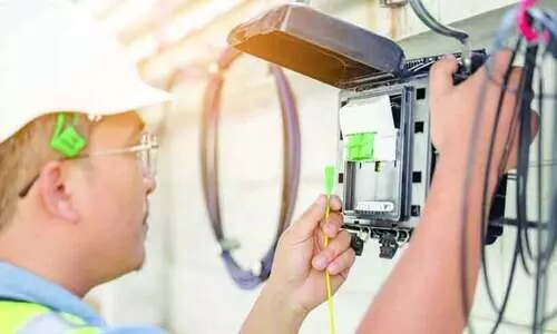 ടെലികോം മേഖലയിലെ ചില ജോലികളിൽ വിദേശികൾക്ക് വിലക്ക് വരുന്നു