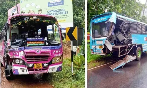 സ്വകാര്യ ബസുകൾ കൂട്ടിയിടിച്ച് അപകടം