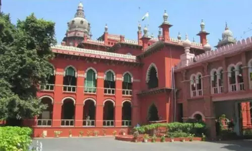 പൊലീസിലെ ദാസ്യപ്പണി നിർത്തലാക്കാൻ ഡി.ജി.പിക്കും തമിഴ്നാട് സർക്കാറിനും നിർദേശം നൽകി മദ്രാസ് ഹൈക്കോടതി