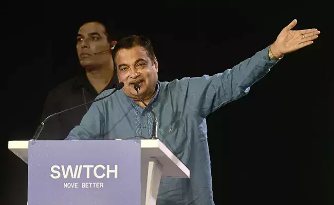 സർക്കാർ കൃത്യസമയത്ത് തീരുമാനമെടുക്കുന്നില്ല; വിമർശിച്ച് നിതിൻ ഗഡ്കരി