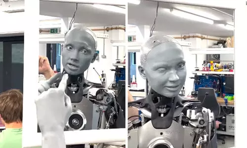 അമേകയുടെ നോട്ടം കൊളുത്തുക ഹൃദയത്തിൽ...; 12 ഭാവങ്ങൾ മുഖത്ത് പ്രതിഫലിപ്പിച്ച് റോബോട്ട്