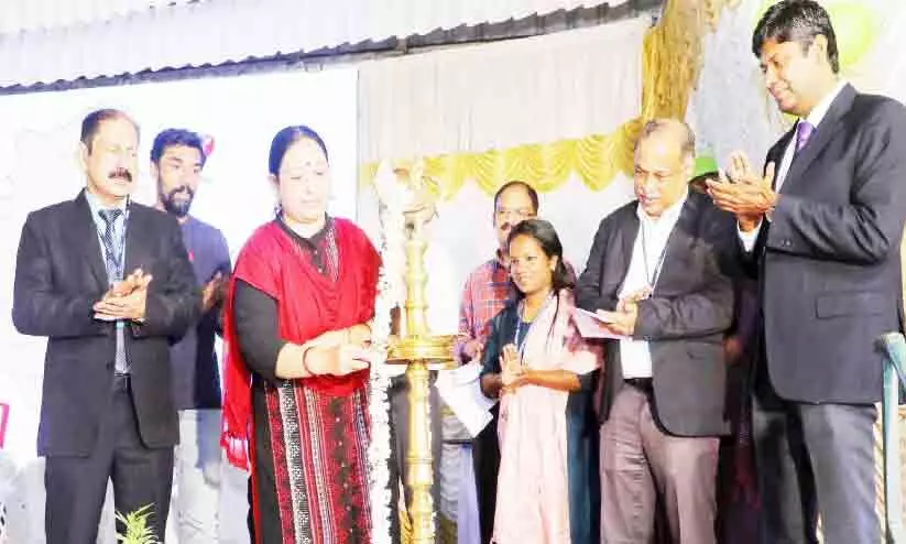 വ​യ​നാ​ട് ഇ​നി സ​മ്പൂ​ര്‍ണ ഡി​ജി​റ്റ​ല്‍ ബാ​ങ്കി​ങ് ജി​ല്ല