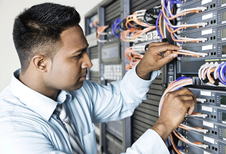 പെർമിറ്റ് ലഭിച്ച് അഞ്ചു വർഷത്തിനുള്ളിൽ 70 ശതമാനം സ്വദേശിവത്കരണം നടപ്പാക്കണം പെർമിറ്റ് ലഭിച്ച് അഞ്ചു വർഷത്തിനുള്ളിൽ 70 ശതമാനം സ്വദേശിവത്കരണം നടപ്പാക്കണം