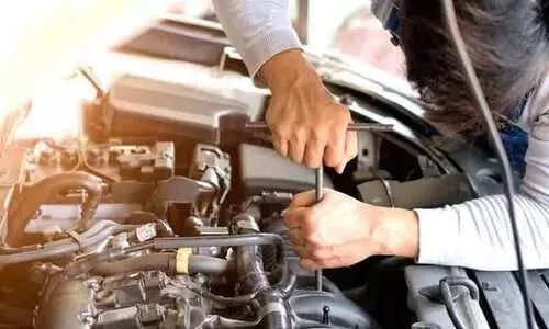 അറ്റകുറ്റപ്പണിക്ക് വർക്ക്ഷോപ്പിലിട്ട കാറിൽ മദ്യം കടത്ത്; മലയാളി കാറുടമക്കെതിരെ കേസ്