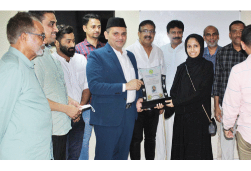 ഉന്നത വിജയികൾക്ക് ആദരവ്