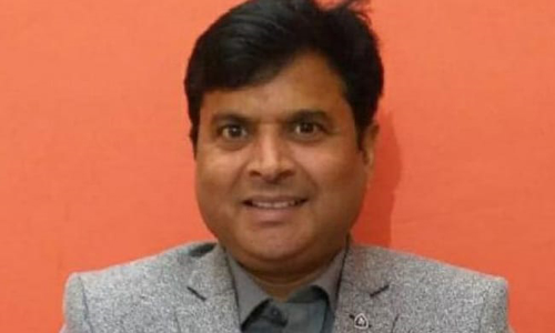 ലോക്ക്ഡൗൺ കാലത്ത് തൊഴിലാളികളെ വിമാനത്തിൽ വീട്ടിലേക്കയച്ച കർഷകൻ ക്ഷേത്രത്തിൽ മരിച്ച നിലയിൽ