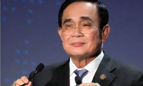 തായ്‍ലൻഡിൽ പ്രധാനമന്ത്രിയെ കോടതി പുറത്താക്കി