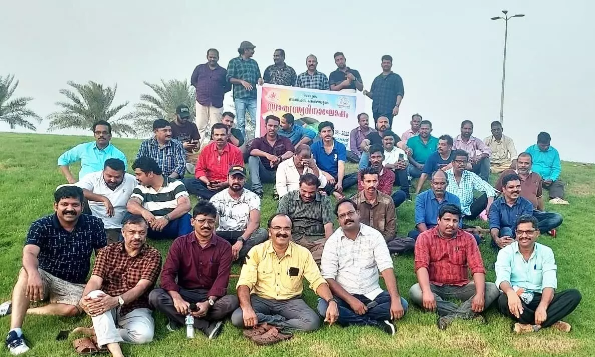 ന​വ​യു​ഗം സ്വാ​ത​ന്ത്ര്യ​ദി​നം ആ​ഘോ​ഷി​ച്ചു