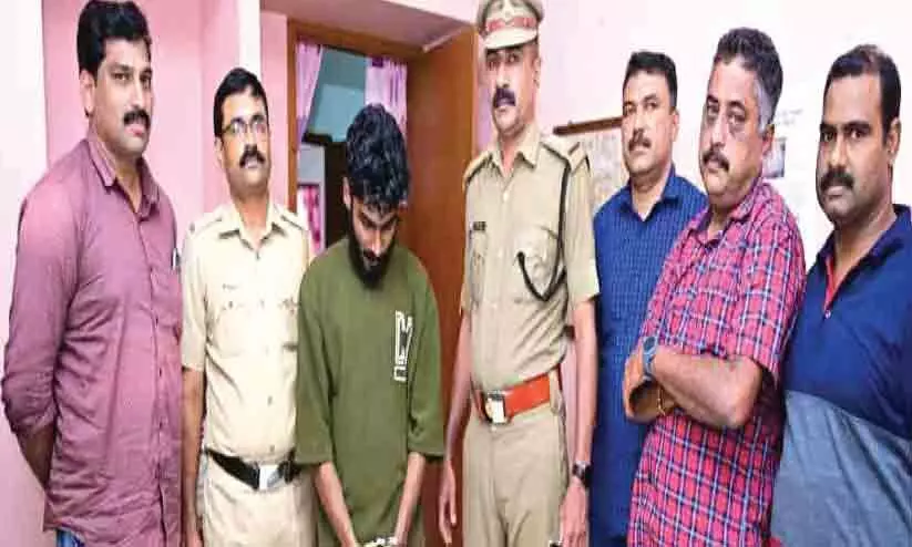 എം.ഡി.എം.എയുമായി യുവാവ് പിടിയിൽ എം.ഡി.എം.എയുമായി യുവാവ് പിടിയിൽ