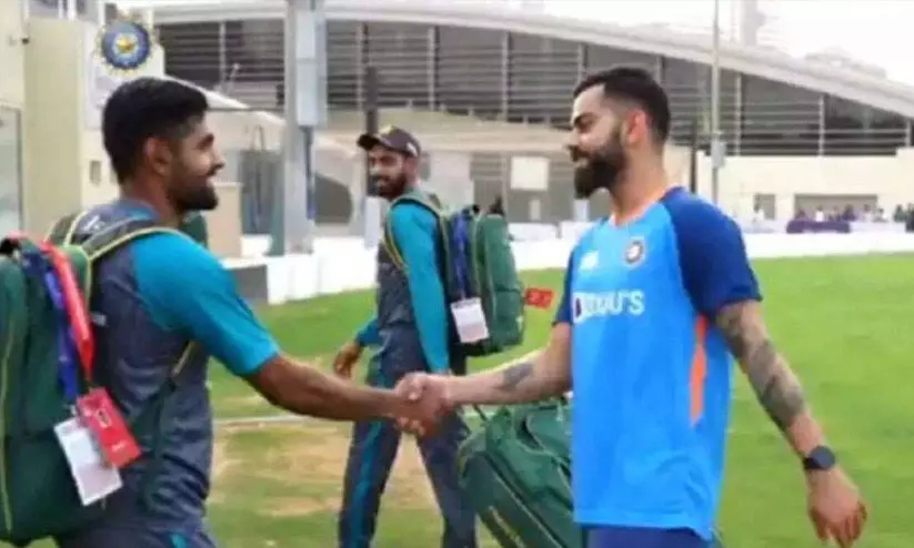 ബാബർ അസമിന് കൈകൊടുത്ത് വീരാട് കോഹ്‌ലി; ഇന്ത്യ-പാകിസ്താൻ മത്സരം 28ന്