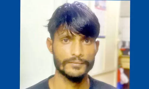 മരുഭൂജീവിതത്തിന്റെ മറുകര താണ്ടിയ ദീപക് സെയ്ൻ നാടണഞ്ഞു മരുഭൂജീവിതത്തിന്റെ മറുകര താണ്ടിയ ദീപക് സെയ്ൻ നാടണഞ്ഞു