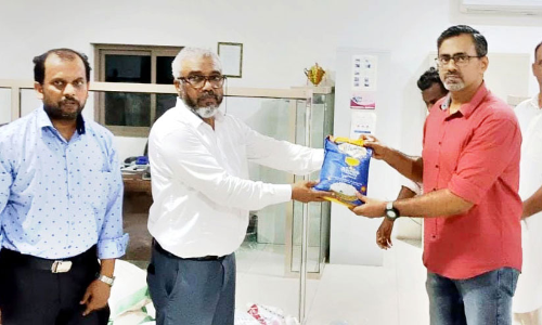 വി​ശ​പ്പ​ക​റ്റാ​ൻ കൈ​കോ​ർ​ത്ത് പ്ര​വാ​സി വെ​ൽ​ഫെ​യ​ർ