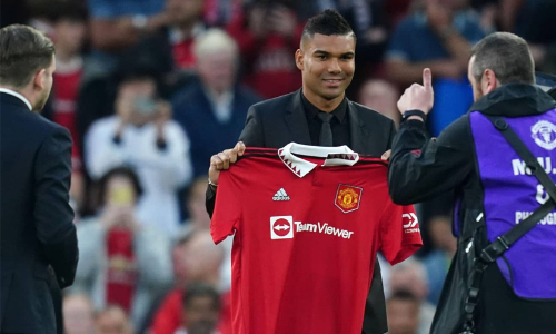 മാഞ്ചസ്റ്ററിലേക്കുള്ള കൂടുമാറ്റം പണത്തിനായല്ല, അതിന് പിന്നിൽ ചില കാരണങ്ങളുണ്ട് -കാസെമി​റൊ