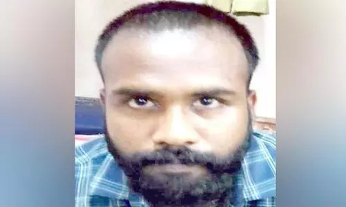 ചാരായം പിടികൂടി