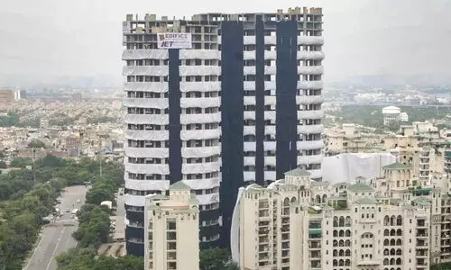 സ്ഫോടനത്തിൽ തകർക്കുന്ന ഇരട്ട ടവറുകൾക്ക് സമീപം ഡ്രോണുകൾക്ക് നിരോധനം